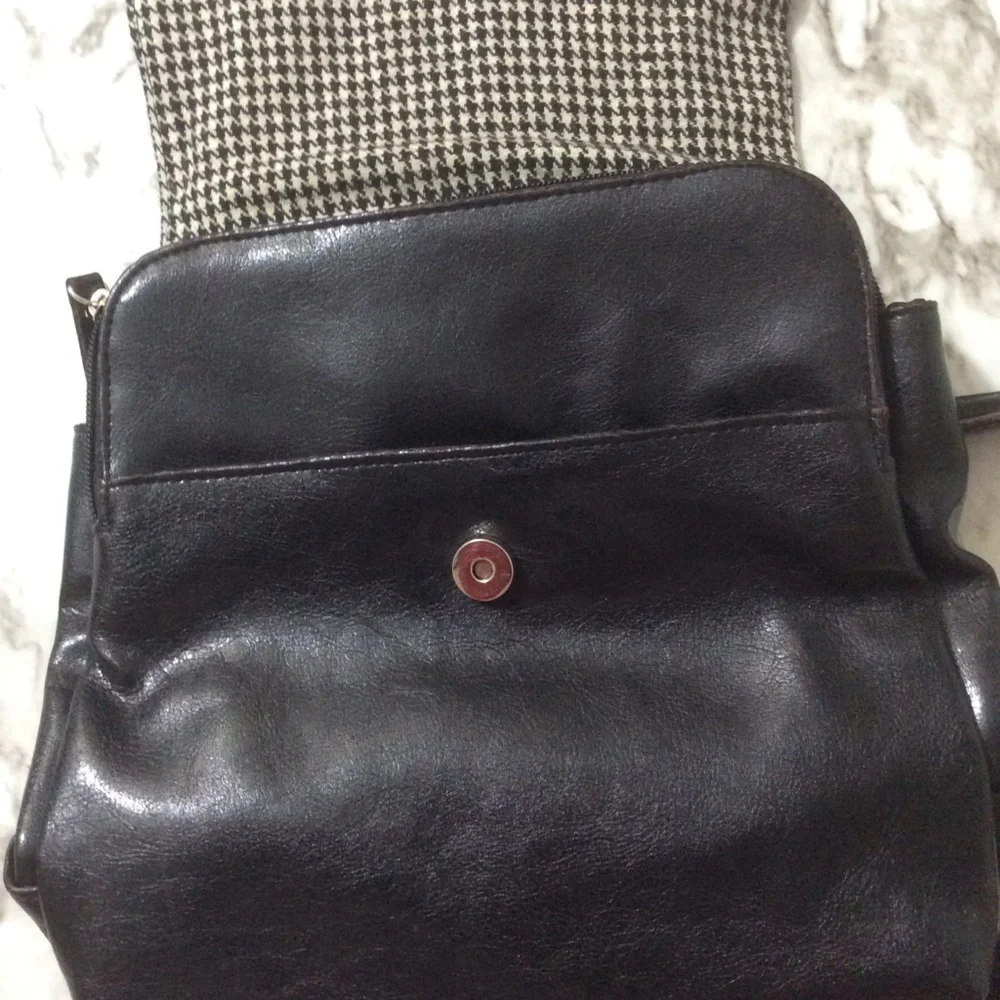 Fashion Express Crossbody/Back Pack/Bag Black w/ B Initial Personalized … - Picture 5 of 6